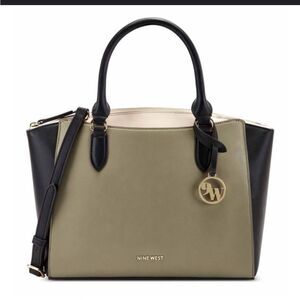 Nine West 9x7 olive green shoulder cross body handbag purse